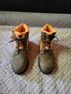 Timberland Men's/boys Olive Work Boots with Orange Lining